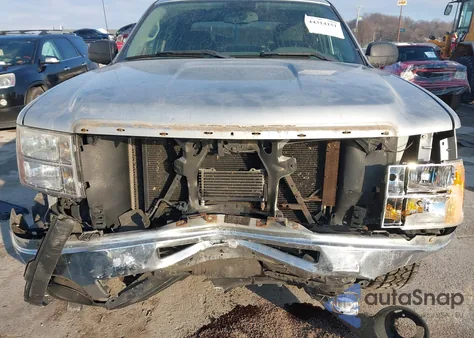 2011 GMC Sierra 1500 Sl z USA, uszkodzony, nr VIN 3GTP1UEA1BG347985